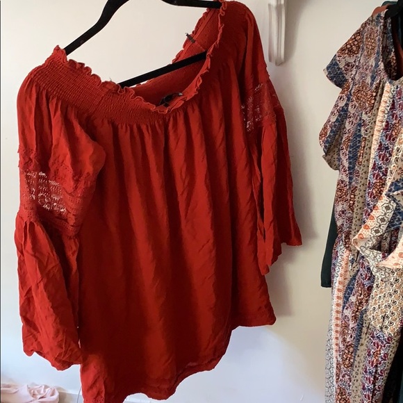 Off shoulder dress - Picture 2 of 2